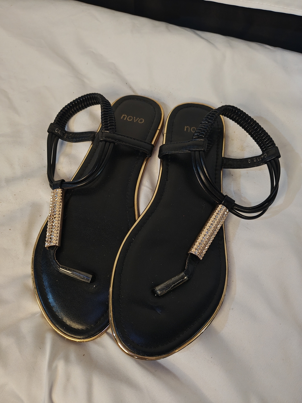 Novo Shoes Black T-strap Sandals with Gold Accent